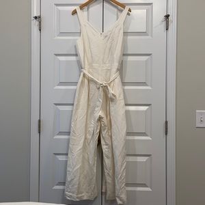 Women's Loft White/Cream jumper size 8